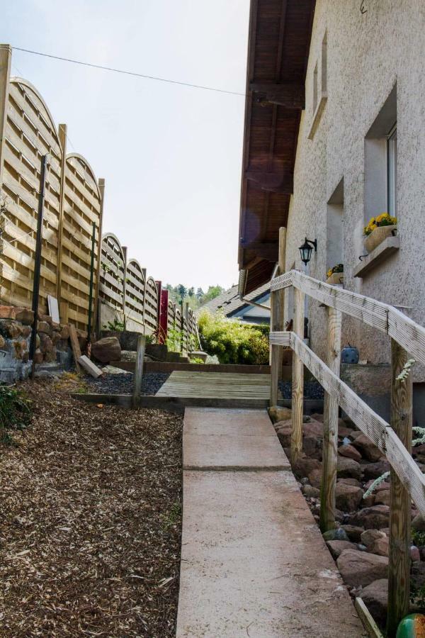 Chticabane Taintrux Exteriér fotografie